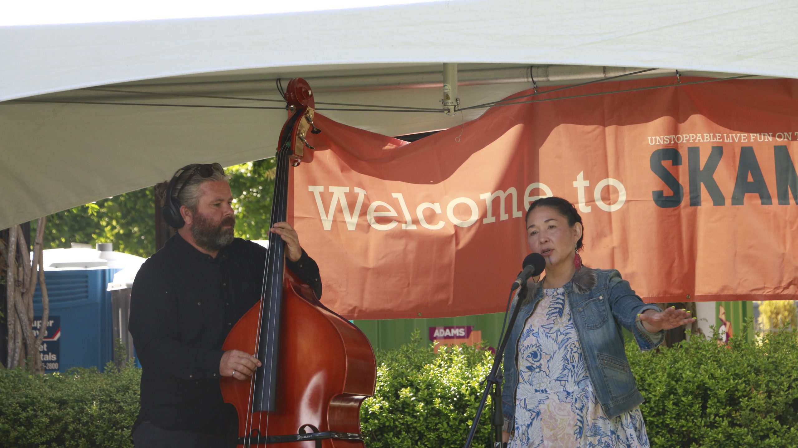 Image of artists performing at the HUB